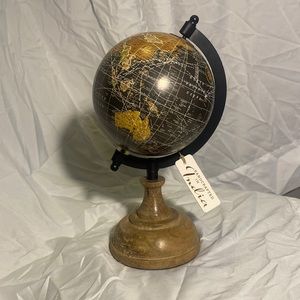 Spinning world globe map